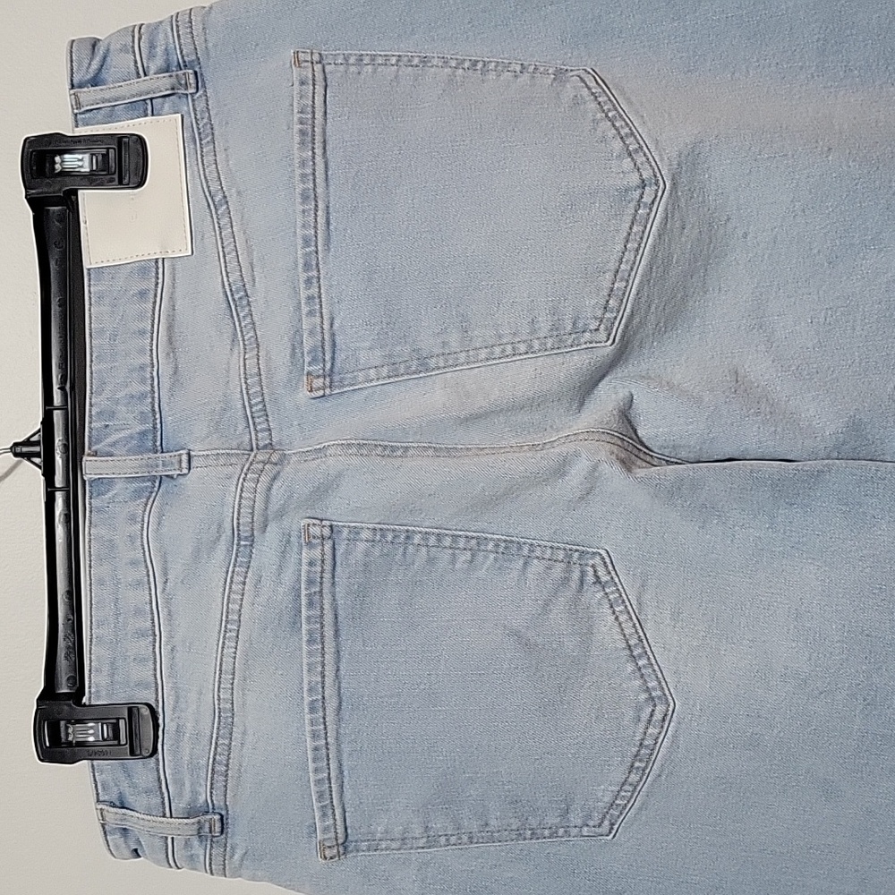 Express Blue High Rise Jeans Size 12 Womwns Light Wash Capri/ankle Pants Button - Picture 3 of 6